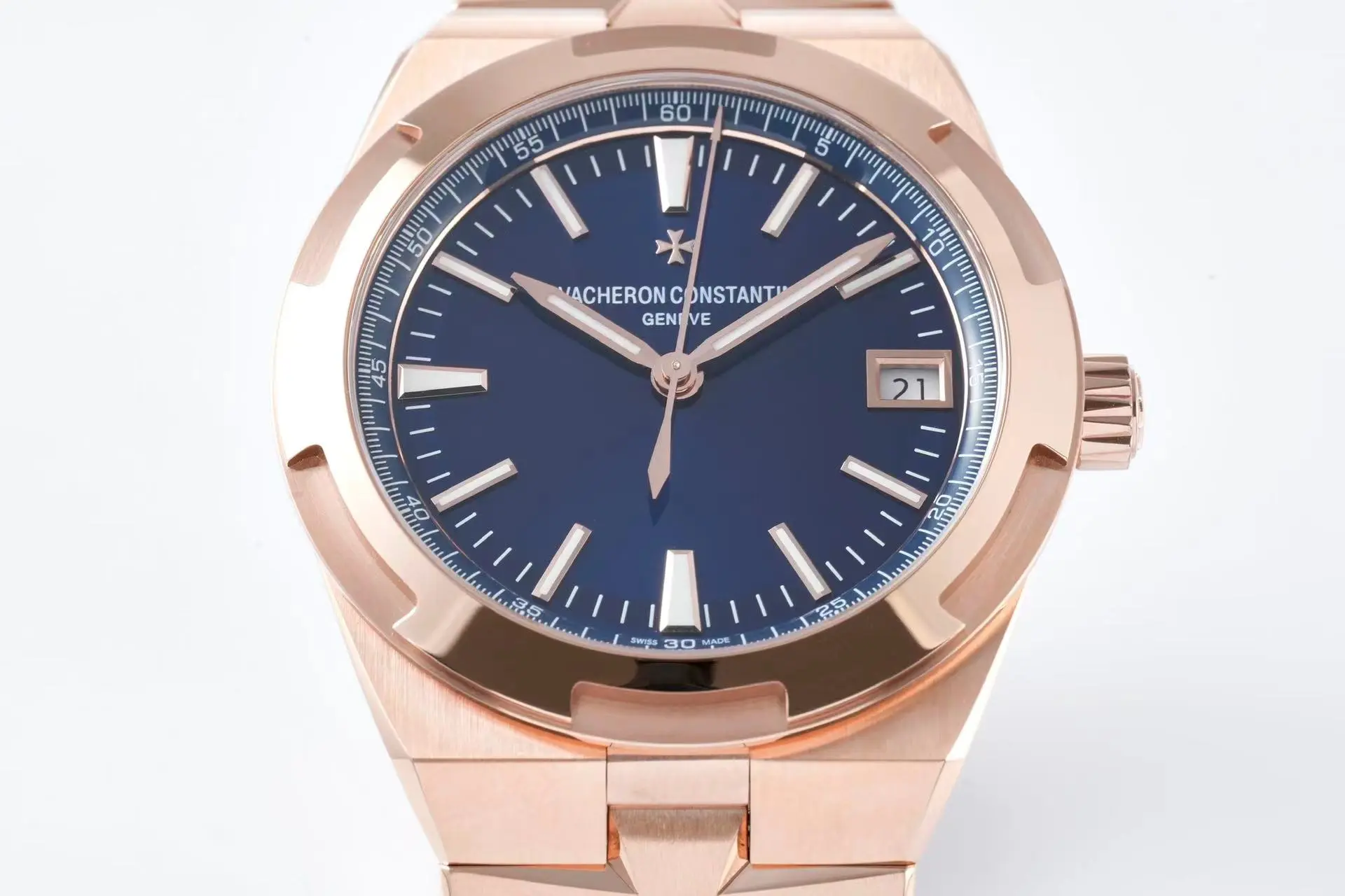 TWA Factory Vacheron Constantin Overseas 4500V Series – Rose Gold Case, Blue Dial, Automatic Super Clone Watch – Best Replica Quality - 图片 3