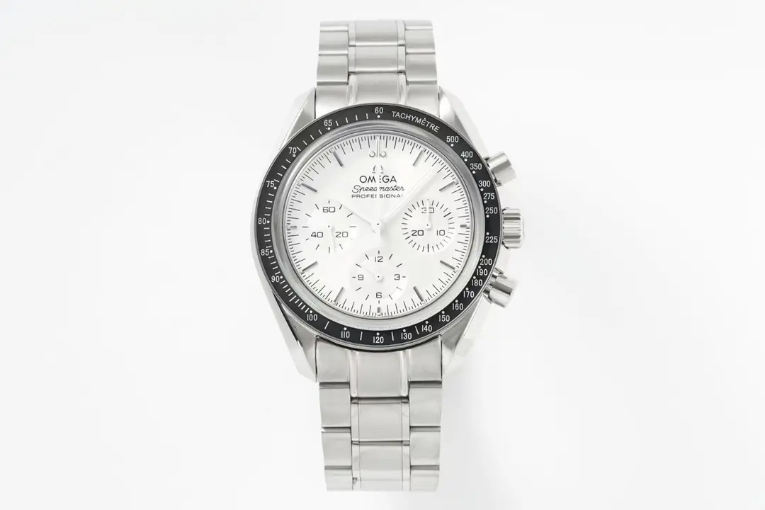 UR Factory Omega Speedmaster Chronograph 9300 Silver – Premium VSF Watches