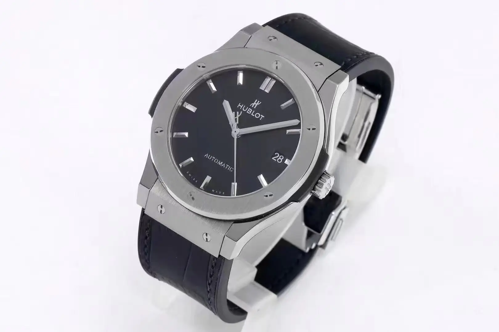 V6 Factory Hublot Classic Fusion WWF Edition – Titanium Polished Brushed Case, Black Dial, Automatic Super Clone Watch - 图片 7