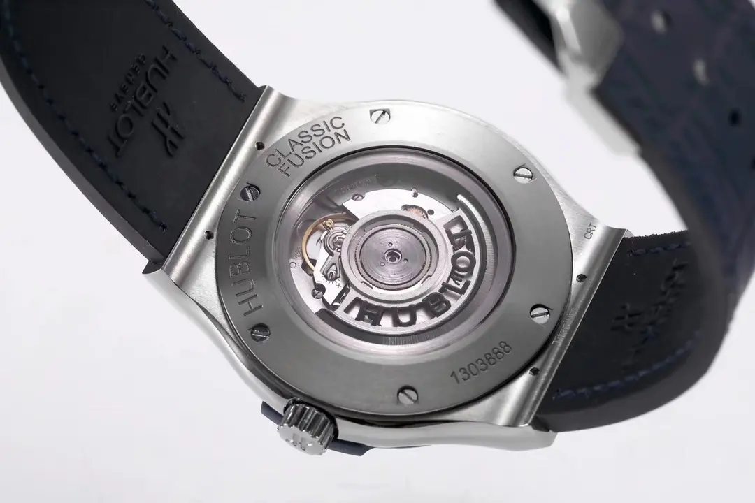 V6 Factory Hublot Classic Fusion WWF Replica Watch – Titanium Case, Blue Dial, Automatic Movement, Super Clone Quality - 图片 2