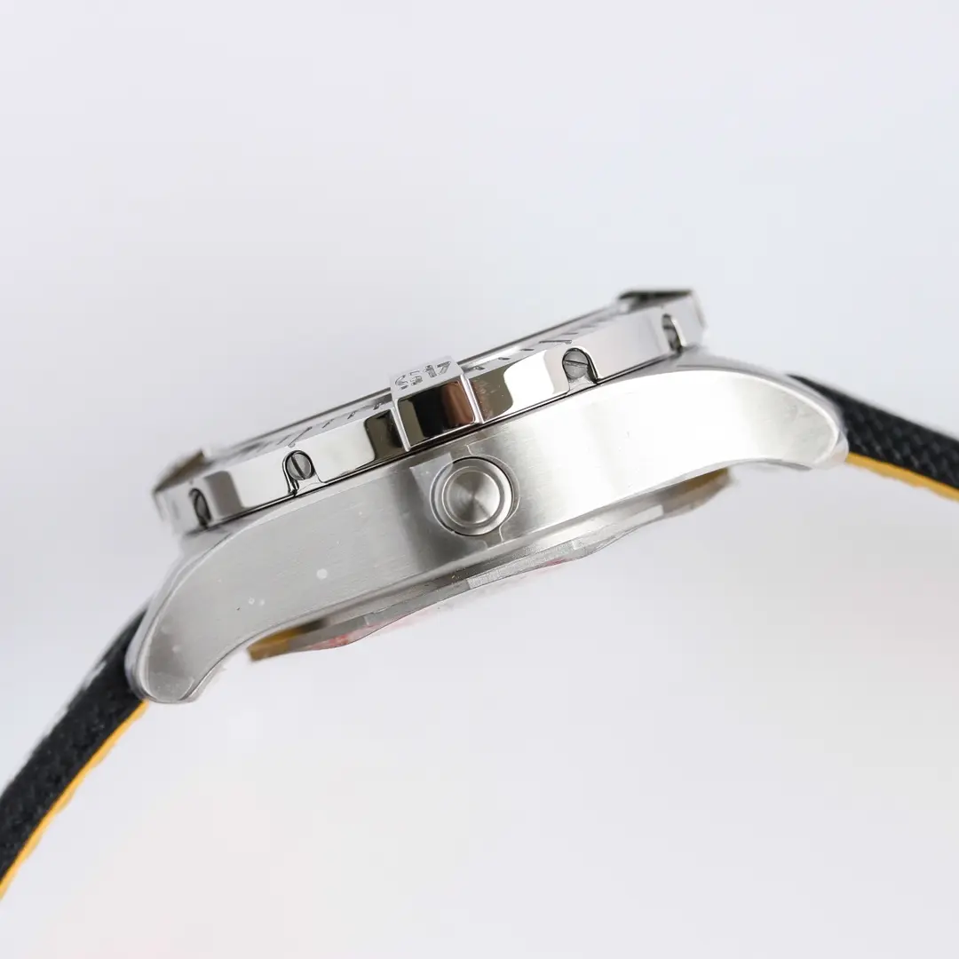 V7 Factory Breitling Avenger Automatic 45 Seawolf Yellow – Super Clone Watch - 图片 5