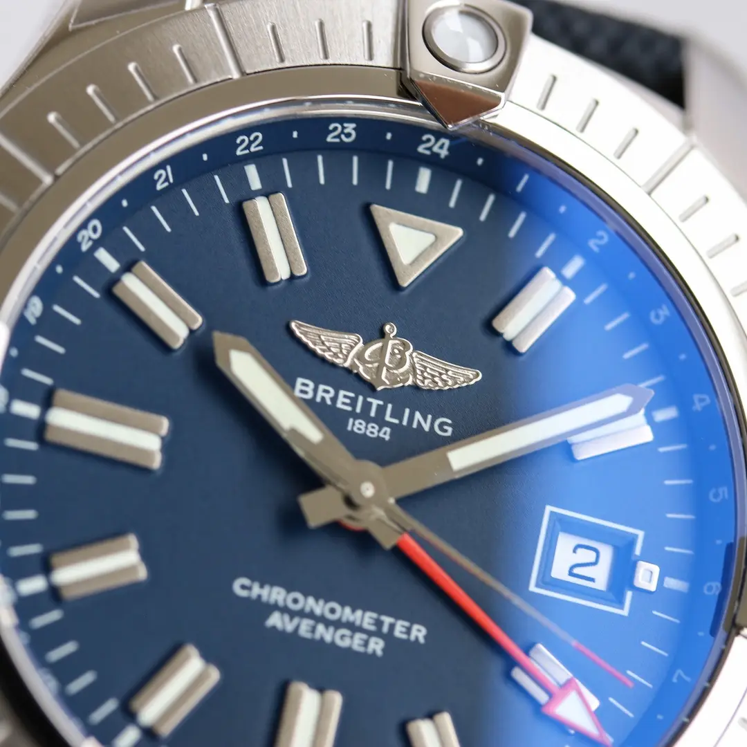 V7 Factory Breitling Avenger Automatic GMT 45 Blue Super Clone Replica Watch - 图片 6