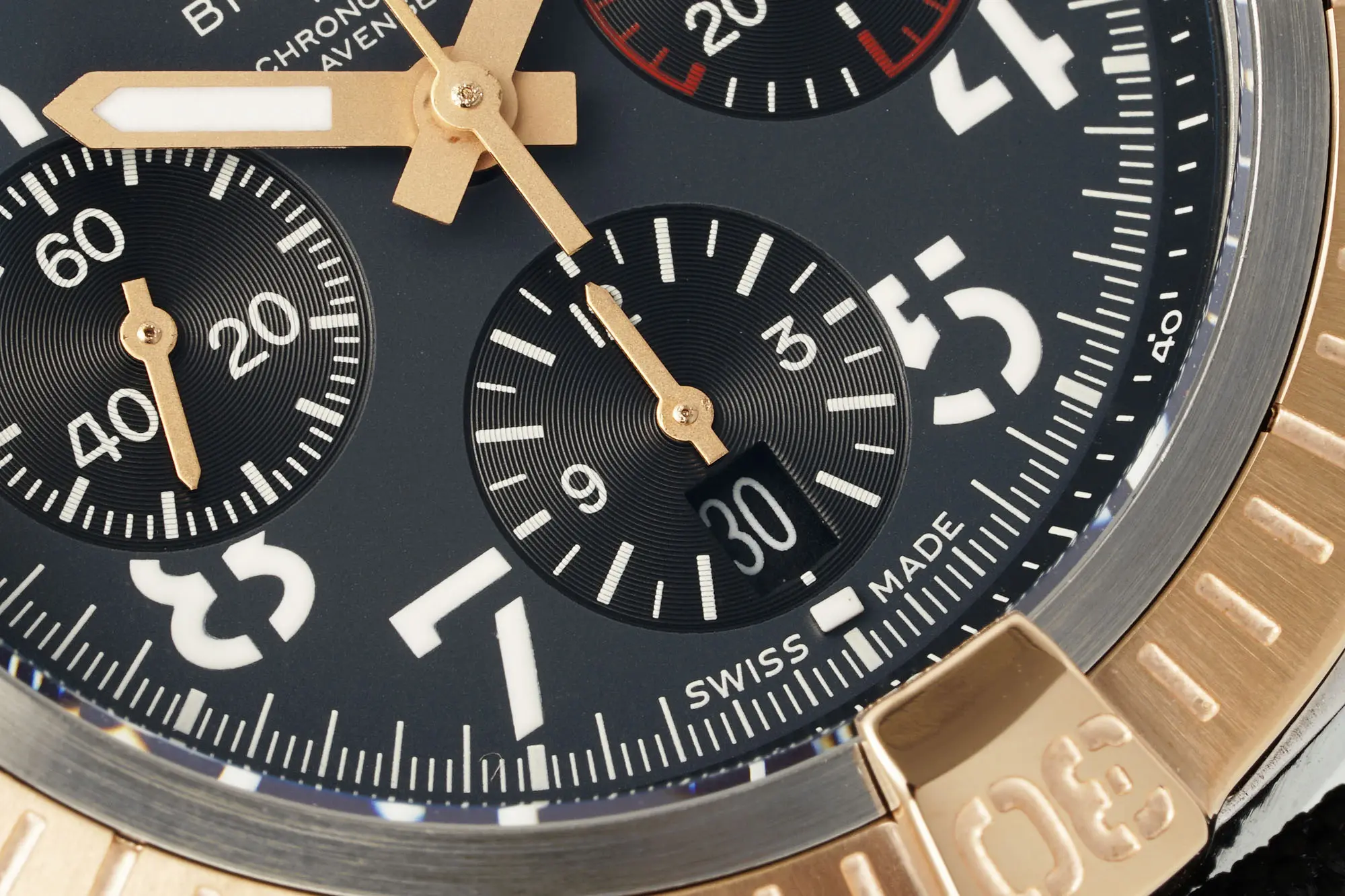 V9 Factory Breitling Avenger B01 Chronograph Black – Premium Super Clone Watch - 图片 6