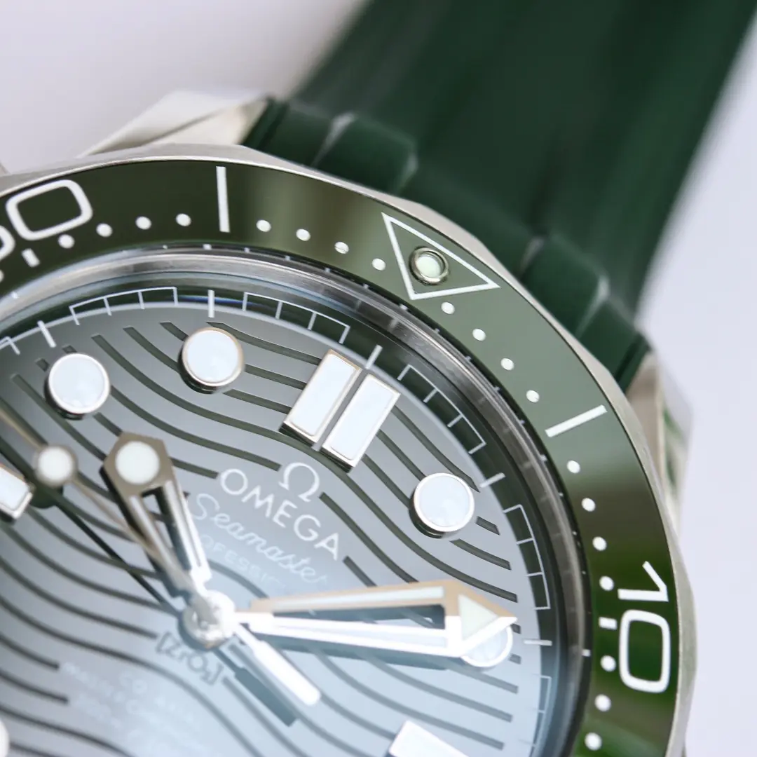 VS Factory Omega Seamaster Diver 42mm Green Rubber – Premium VSF Watches - 图片 4