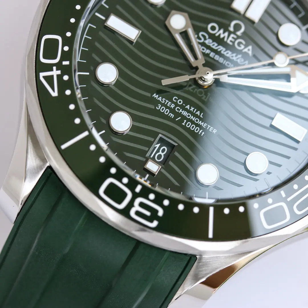 VS Factory Omega Seamaster Diver 42mm Green Rubber – Premium VSF Watches - 图片 5