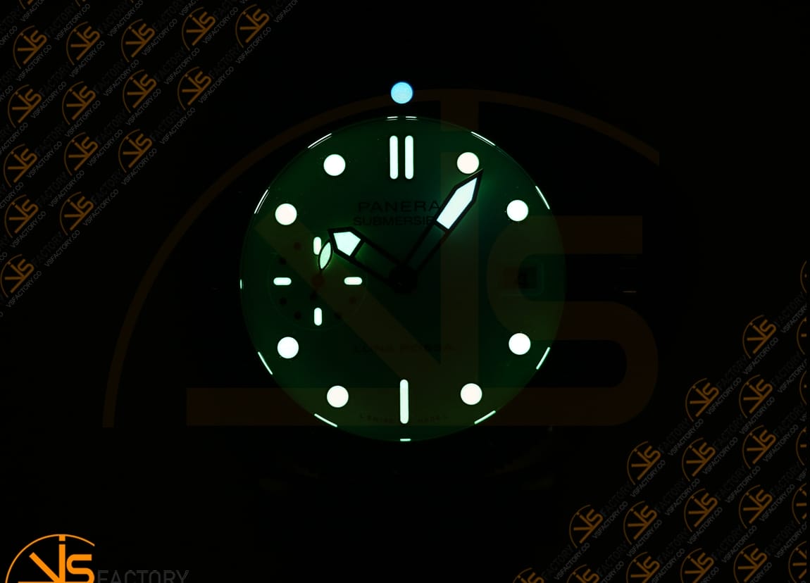 VS Factory Panerai Submersible PAM1579 Luna Rossa Black Dial Gray Nylon Strap P.900 Movement - 图片 14