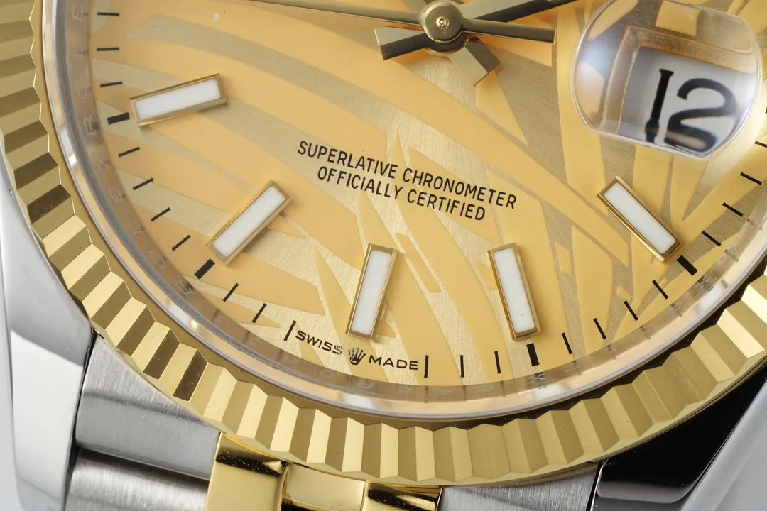 VS Factory Rolex Datejust 36mm Yellow Gold and Stainless Steel Champagne Palm Motif Watch - 图片 5