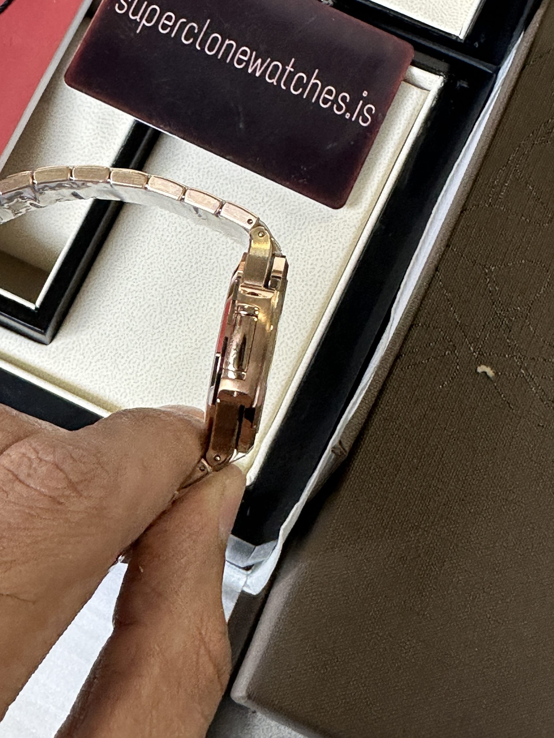 Women Nautilus Patek Philippe Watch Replica Rose Gold 7118 - 图片 7