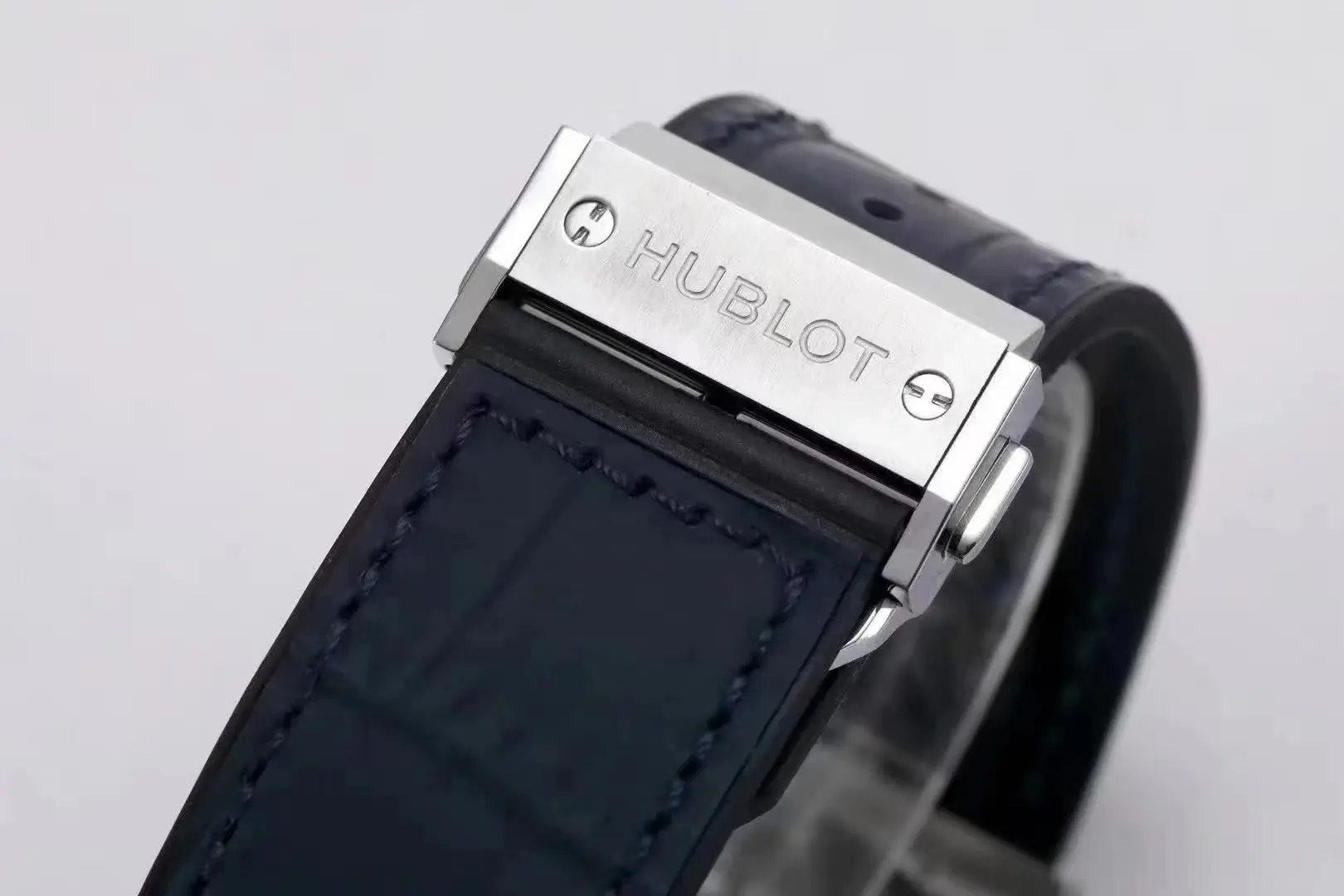 WWF Factory Hublot Classic Fusion WWF Replica Watch – Titanium, Blue Dial, 45MM Automatic Super Clone - 图片 4
