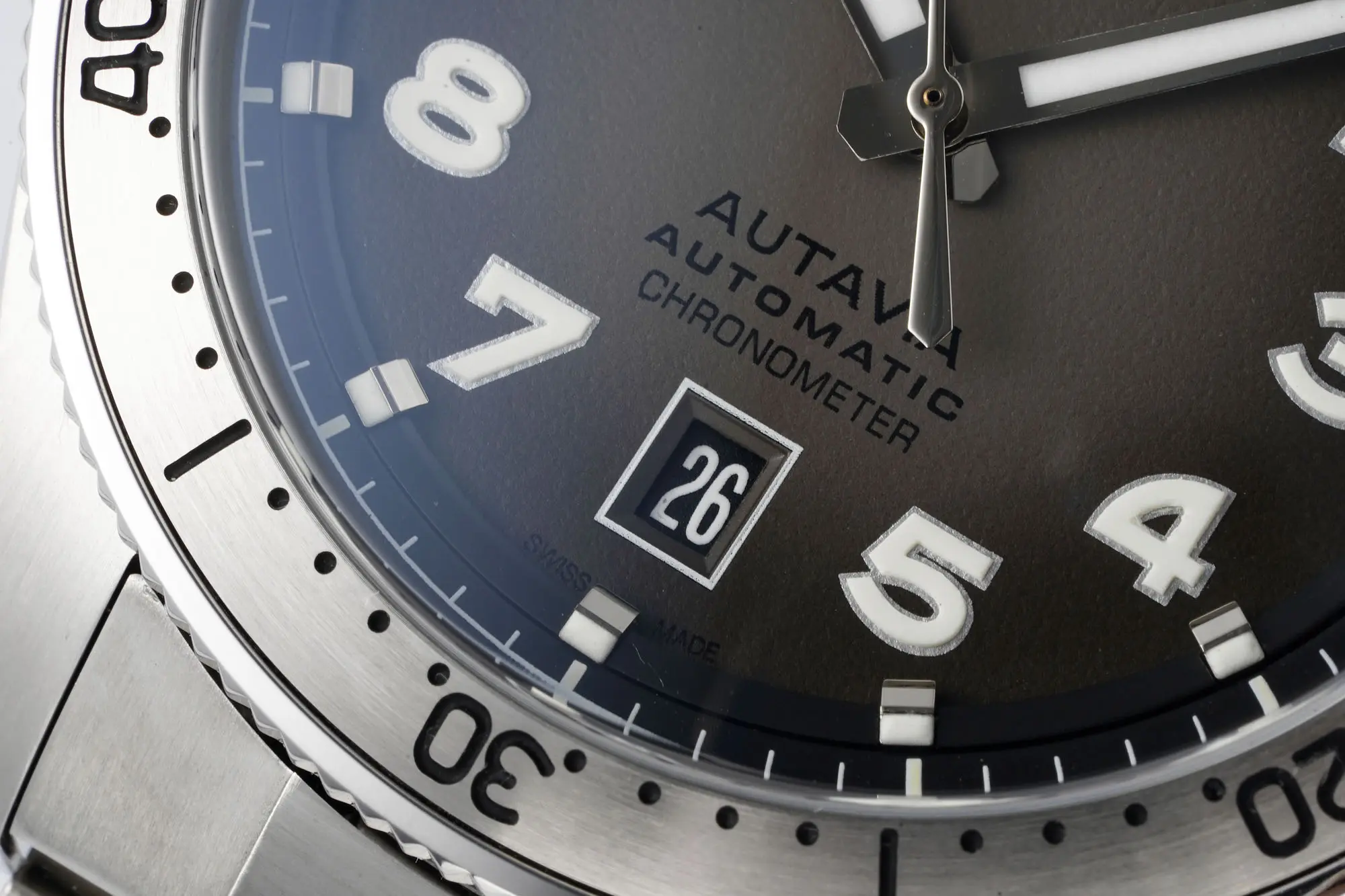 XF Factory TAG Heuer Series Watch – Silver Stainless Steel, Grey Dial, Dress & Casual Style, 100m Waterproof, SW200 Movement, Premium Super Clone Design - 图片 2