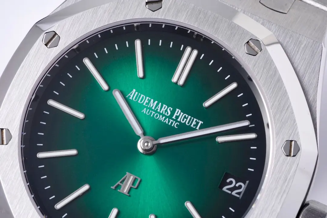 ZF Factory Audemars Piguet Royal Oak 15202 Green Steel Super Clone Watch – Premium Replica - 图片 4