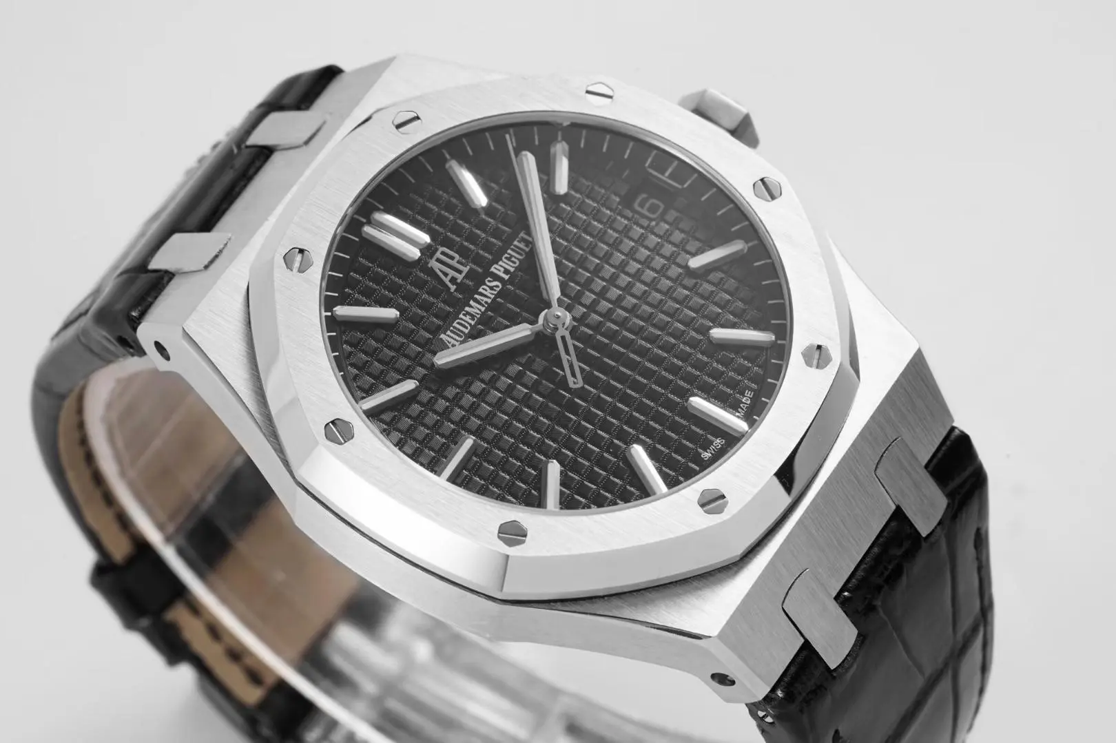 ZF Factory Audemars Piguet Royal Oak 15500 Black Leather Super Clone Watch - 图片 2