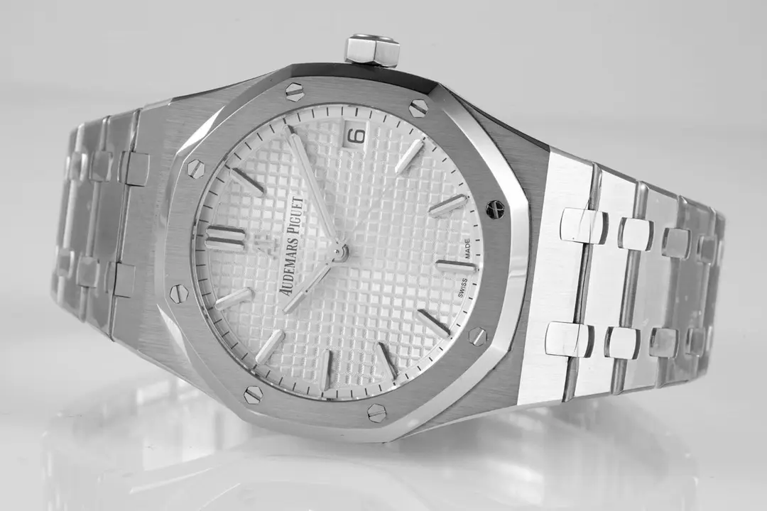 ZF Factory Audemars Piguet Royal Oak 15500V2 Silver Super Clone Watch - 图片 4