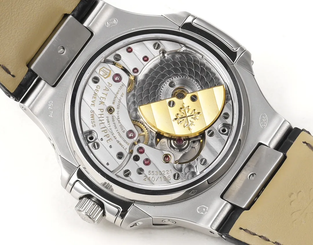 ZF Factory Patek Philippe Nautilus 5740 Green Super Clone Replica Watch - 图片 8