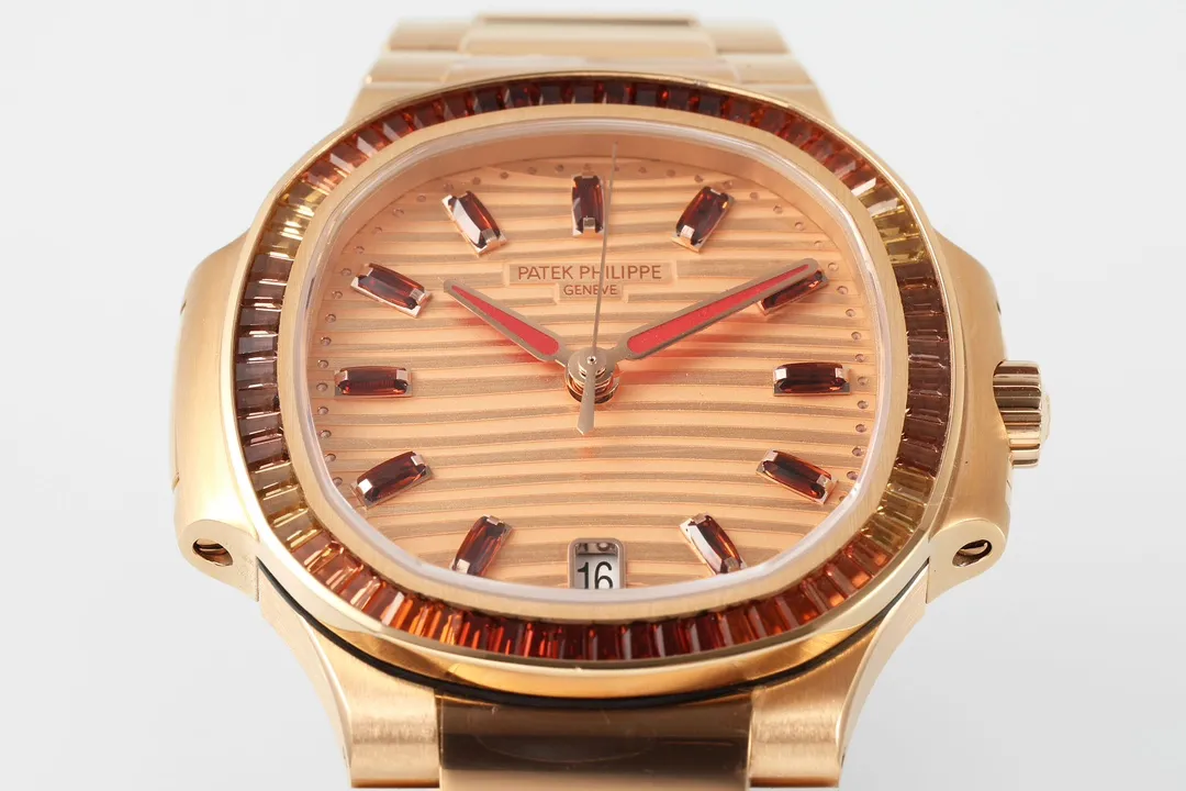 ZF Factory Patek Philippe Nautilus 7118/1300R Rose Gold Super Clone Replica Watch - 图片 3