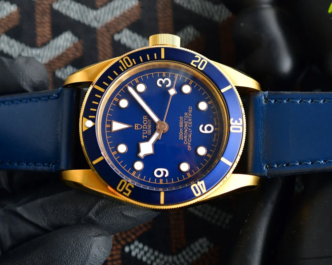 ZF Factory Tudor Black Bay 58 Blue Dial Gold-Tone Case Men’s Diver Watch with Navy Leather Strap - 图片 3